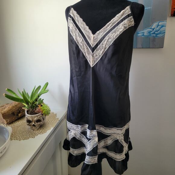 Victoria’s Secret Black Satin Lace Nightgown Slip L Sheer Adjustable Straps - Picture 1 of 14